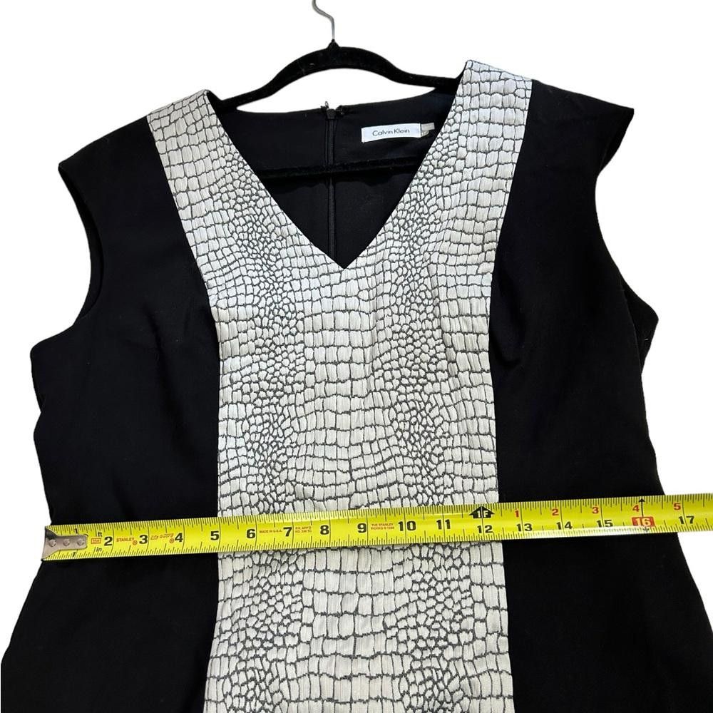 Calvin Klein Calvin Klein l Animal Texture Sheath Dress Size 12 Size XL / US 12-14 / IT 48-50 - 7 Thumbnail