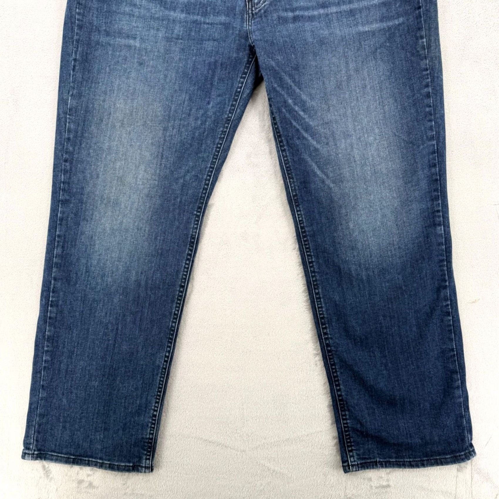 Levi's Levis 541 Athletic Taper Jeans Blue Denim 42x32 Mens Stretch Cotton Polyester Elastane 5-Pocket Zip Button Closure City Vintage No? Size US 42 / EU 58 - 5 Thumbnail