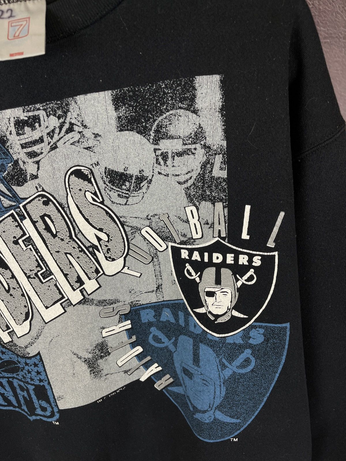 NFL Logo 7 1991 vintage Oakland Raiders NFL big logo sweatshirt Size US M / EU 48-50 / 2 - 8 Thumbnail
