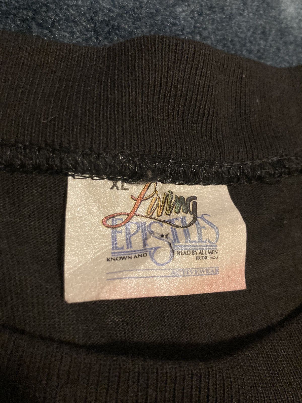 Vintage Vintage 90s Living Epistles Jesus Christ Bible Verse T-shirt Size US XL / EU 56 / 4 - 4 Thumbnail