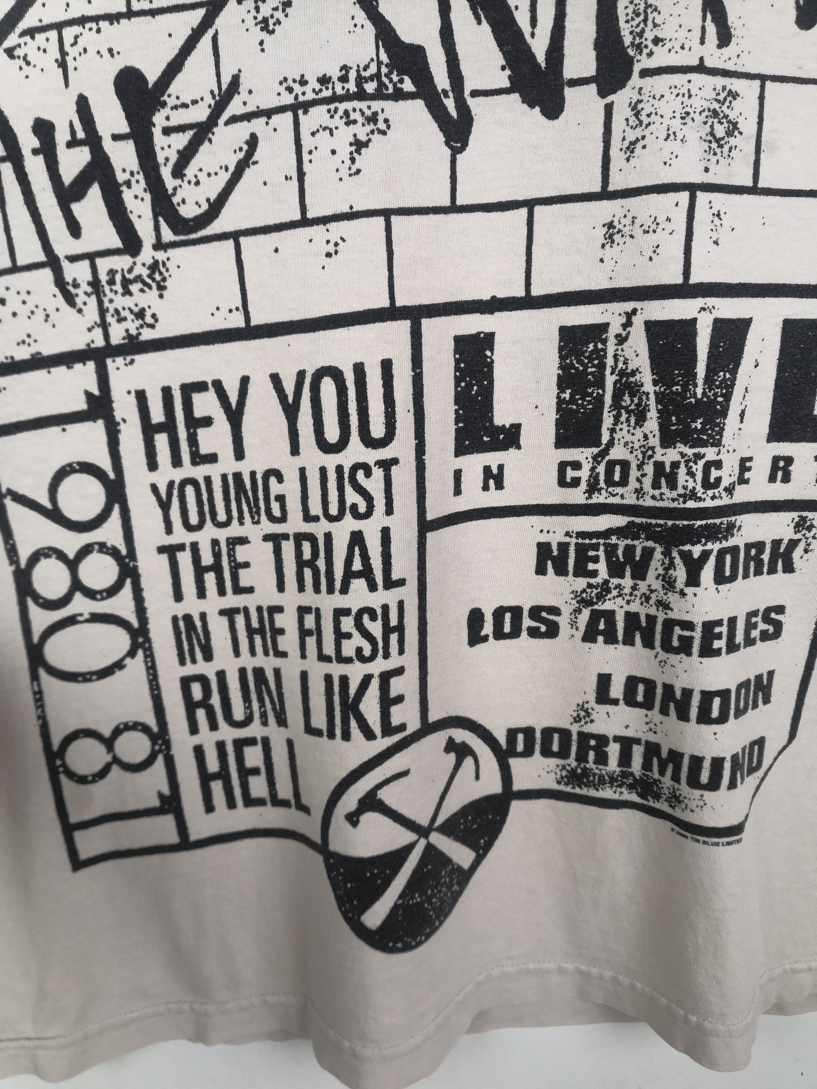 Band Tees Vintage Pink Floyd Shirt The Wall Live 1980 - 81 Tee Size US L / EU 52-54 / 3 - 5 Thumbnail