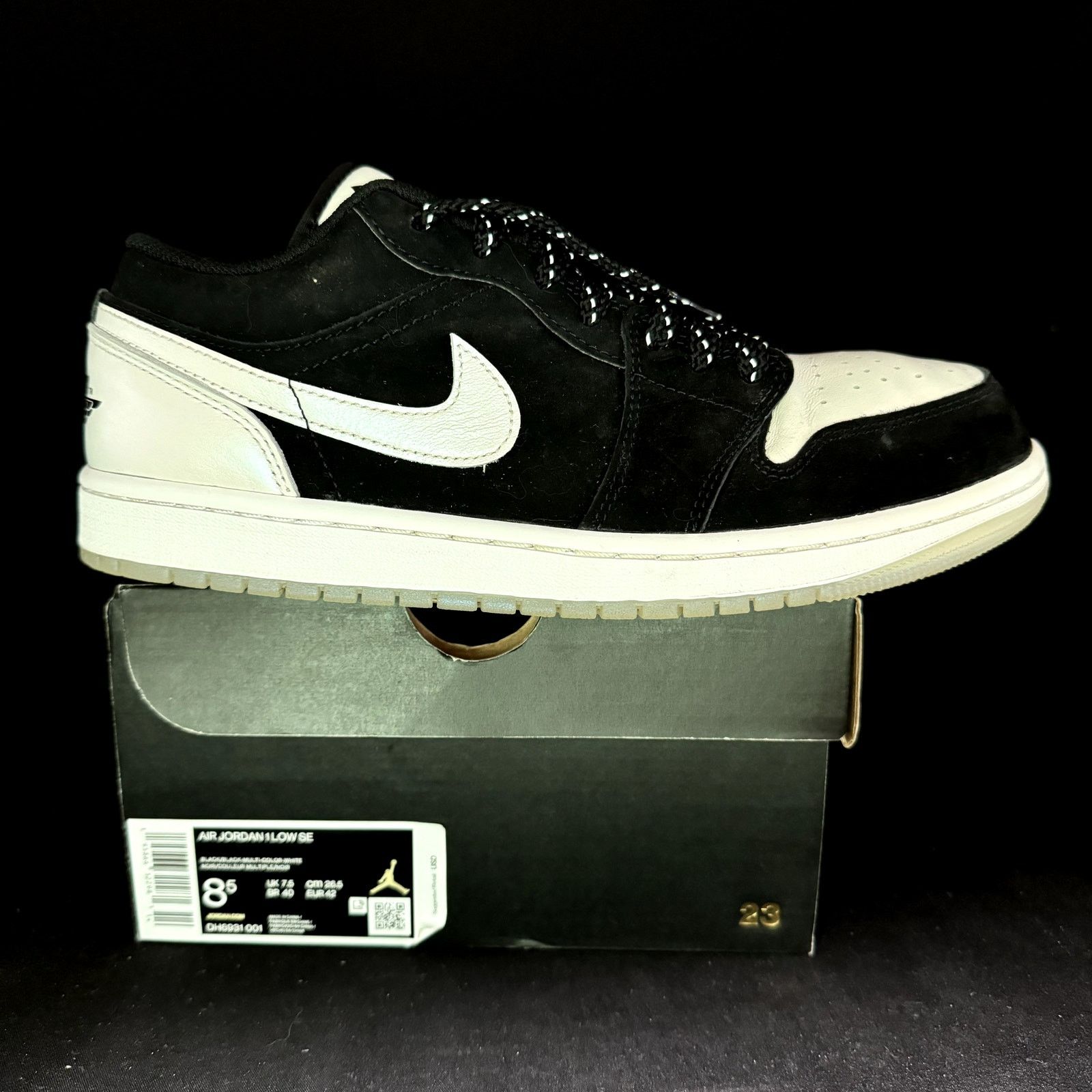 Jordan Brand × Nike Size 8.5 - Nike Air Jordan 1 Low SE Diamond Men's Shoes Size US 8.5 / EU 41-42 - 1 Thumbnail
