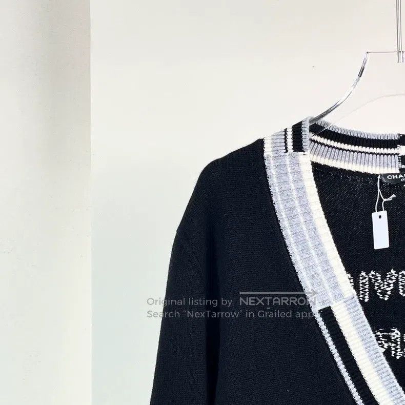 Chanel Chanel 19P black and white letter cashmere knitted cardiga Size S / US 4 / IT 40 - 3 Thumbnail