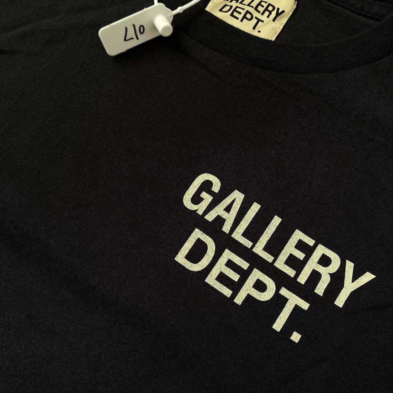 Gallery Dept. Gallery Dept. Logo T-shirt *S Size US S / EU 44-46 / 1 - 4 Thumbnail