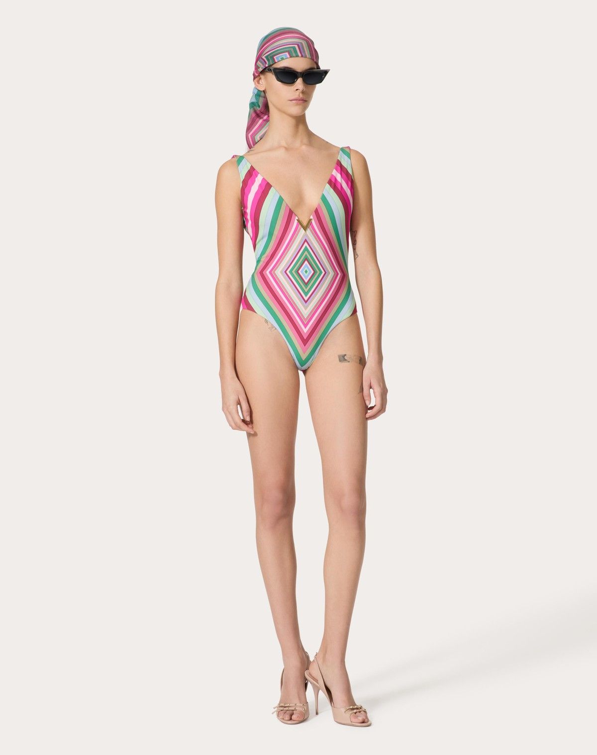 Valentino o1s1wg110525 Rhombus Lycra One Piece Swimsuit in Multicolor Size M / US 6-8 / IT 42-44 - 2 Thumbnail
