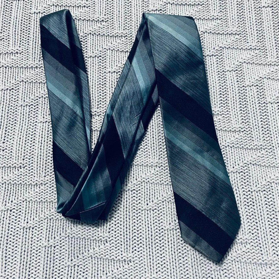 Vintage Vintage silver gray ombre striped silk tie Size ONE SIZE - 1 Thumbnail