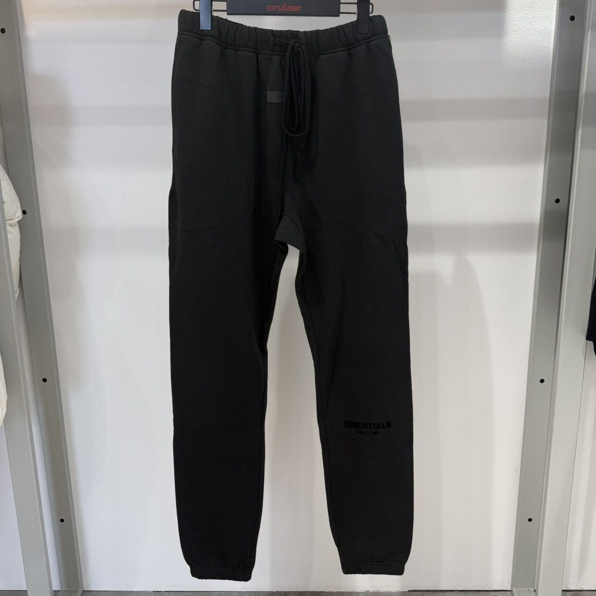 Fear of God Fear of God Essentials Sweatpants Size US 34 / EU 50 - 1 Thumbnail