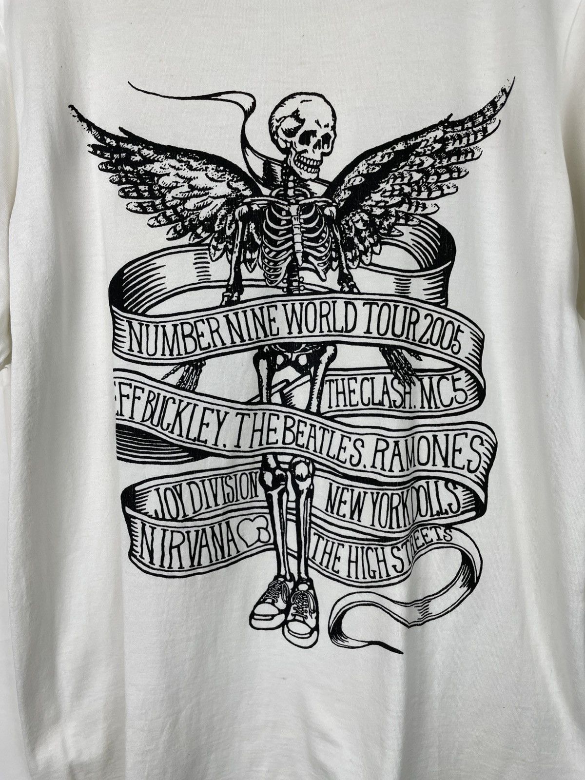 Band Tees × Number (N)ine × Takahiromiyashita The Soloist. Number (N)ine World Tour 2005 Archive Takahiro Distressed Size US M / EU 48-50 / 2 - 14 Thumbnail