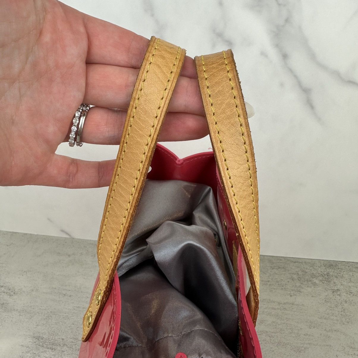 Louis Vuitton Louis Vuitton Pink Vernis Reade PM Size ONE SIZE - 6 Thumbnail