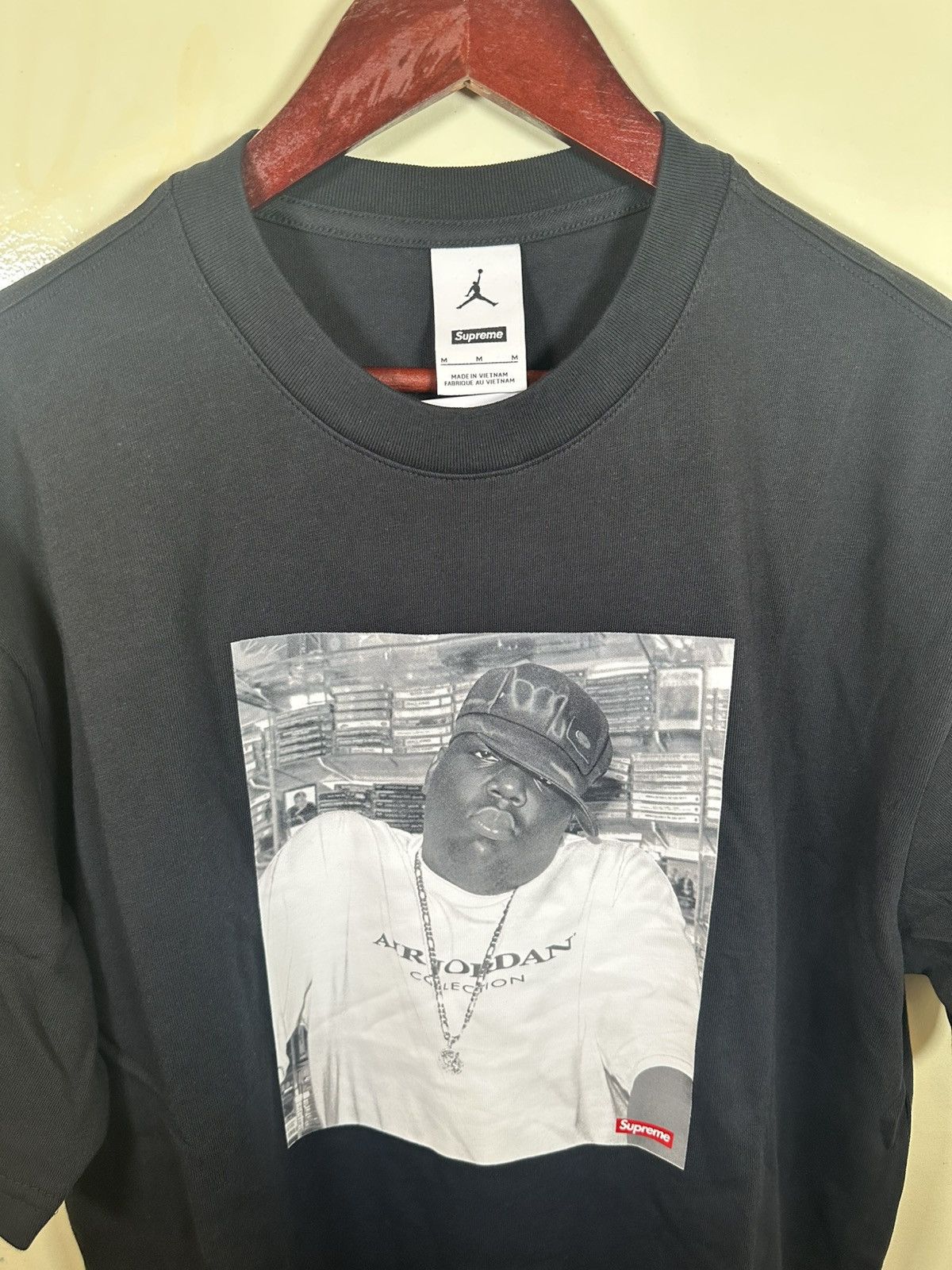 Jordan Brand × Supreme Supreme Jordan Biggie S/S Top Size US M / EU 48-50 / 2 - 4 Thumbnail