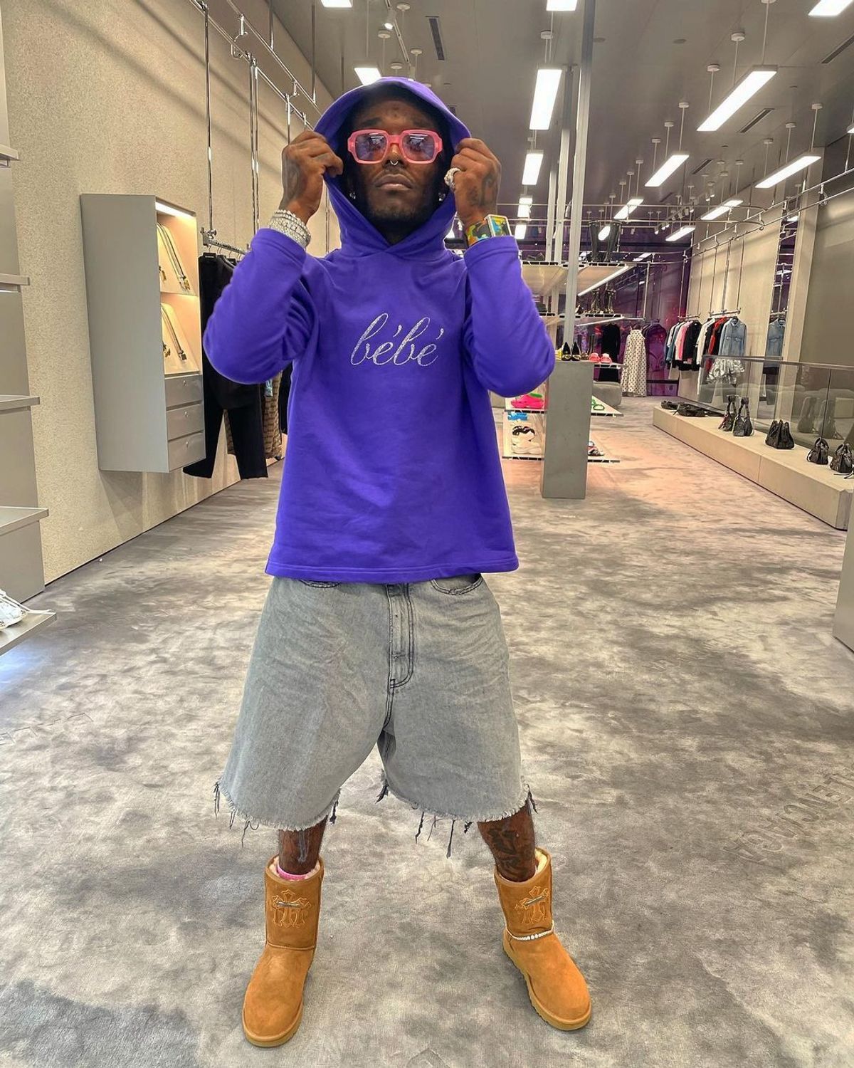 Balenciaga Balenciaga "bebe" Hoodie Size US S / EU 44-46 / 1 - 5 Thumbnail