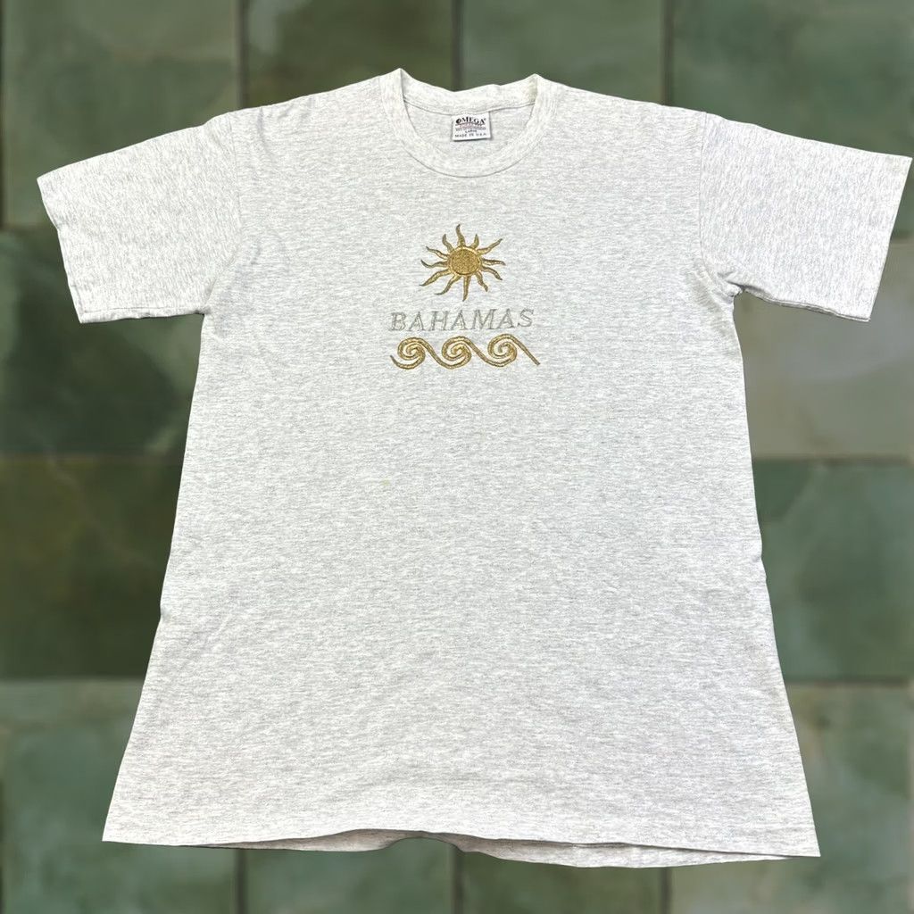 Omega VINTAGE 90s Omega T-Shirt Bahamas Embroidered Single Stitch Crew Neck Gray L Adults Unisex Short Sleeve USA Made Size US L / EU 52-54 / 3 - 1 Thumbnail