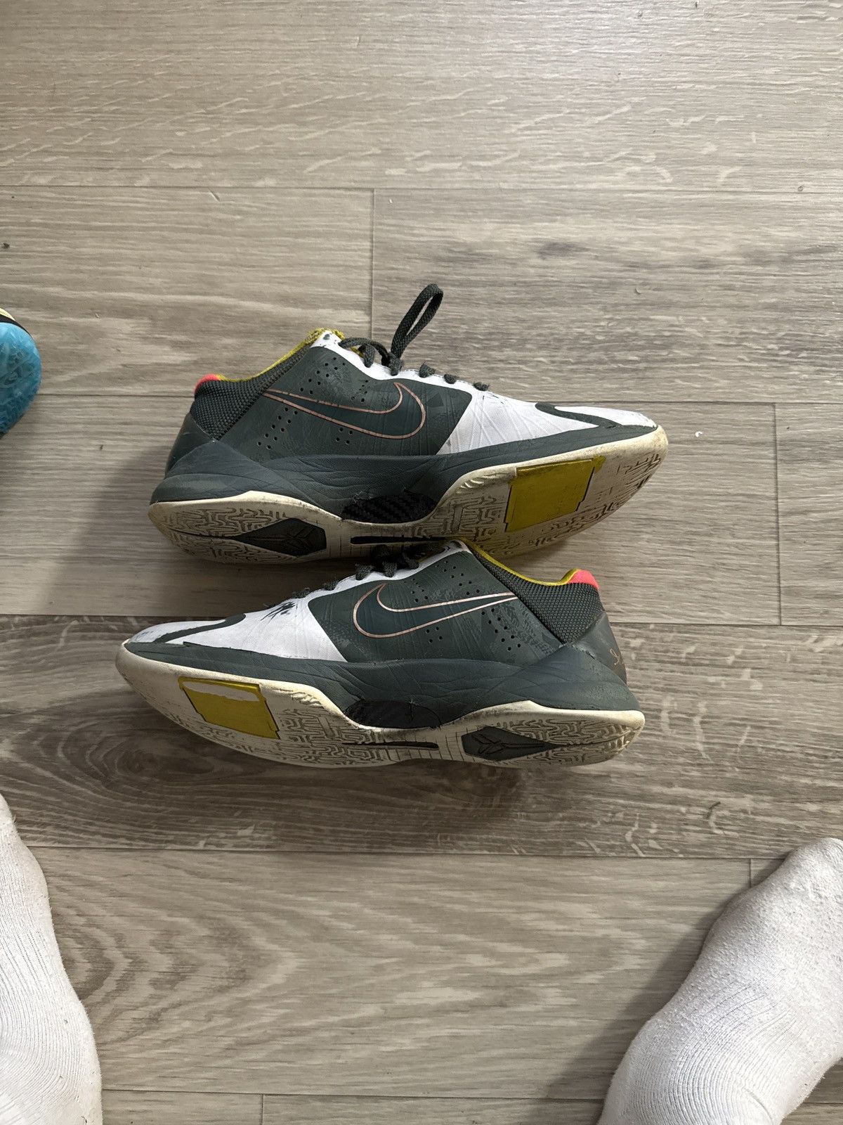 Nike nike eybl kobe Size US 11 / EU 44 - 6 Thumbnail