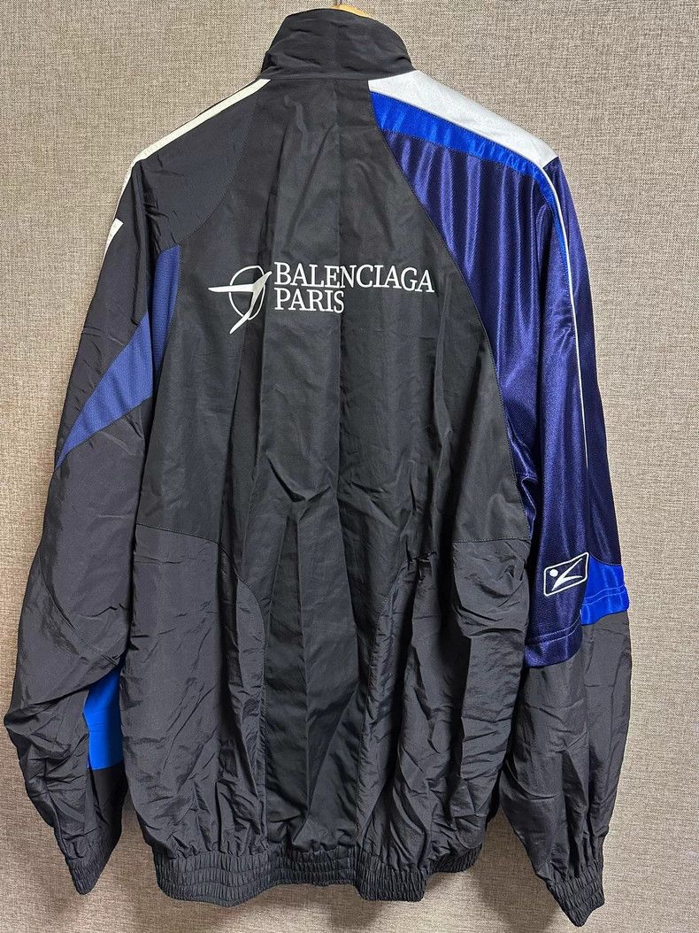 Balenciaga Balenciaga Embroidered Logo Patchwork Material Sports Jack Size US XS / EU 42 / 0 - 4 Thumbnail