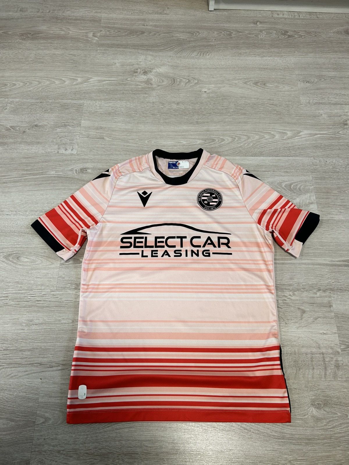 Macron BNWT Reading 2022/2023 England Rare Away Soccer Jersey Size US S / EU 44-46 / 1 - 1 Thumbnail