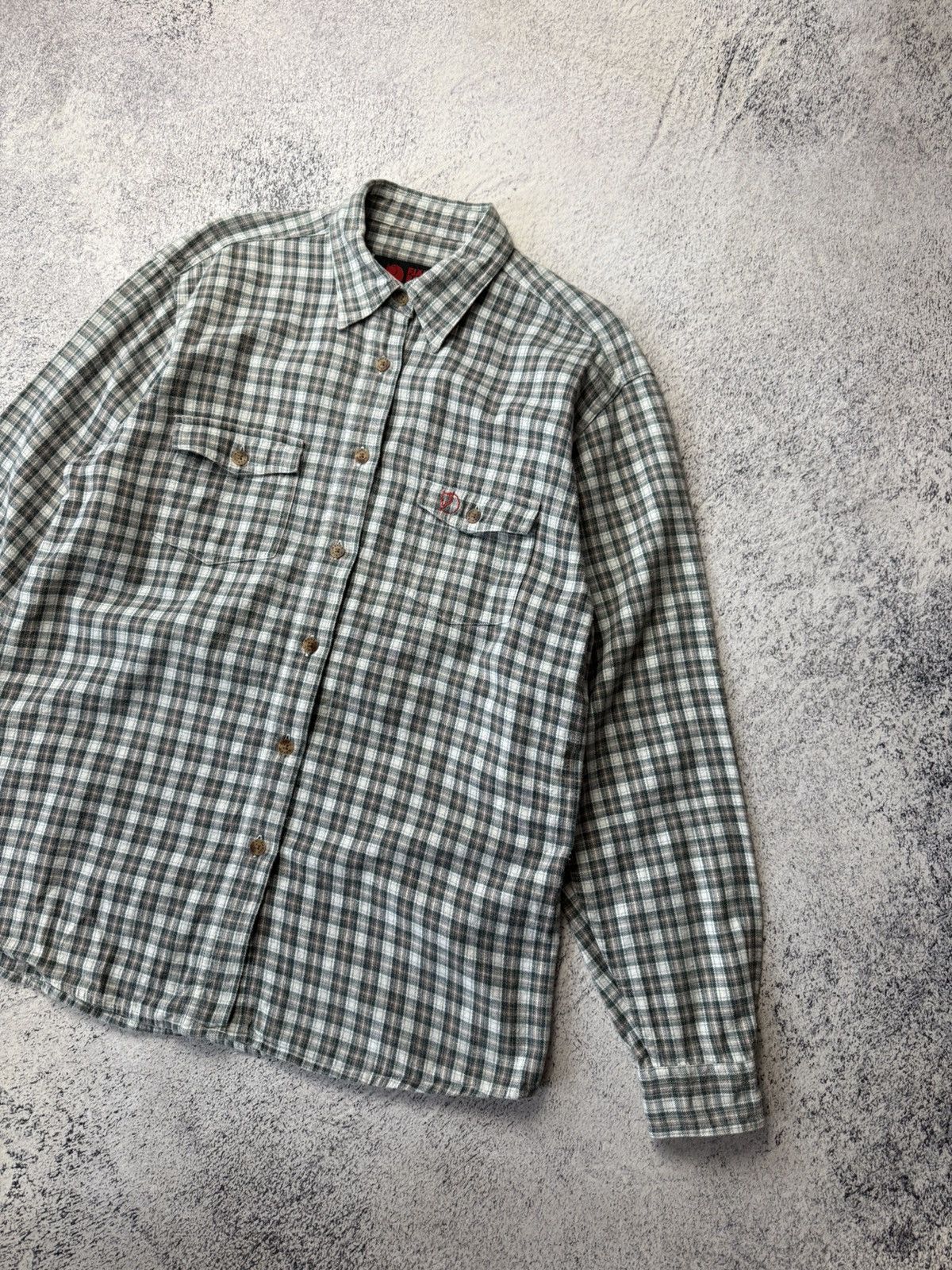 Fjallraven Vintage Fjallraven Ladies Flannel Checkered Shirt USA Size M / US 6-8 / IT 42-44 - 4 Thumbnail