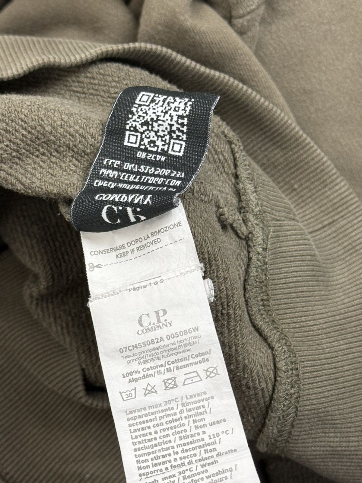C.P. Company C.P. Company 19FW Arm Lens Sweatshirt In Khaki Size XL Size US XL / EU 56 / 4 - 9 Thumbnail