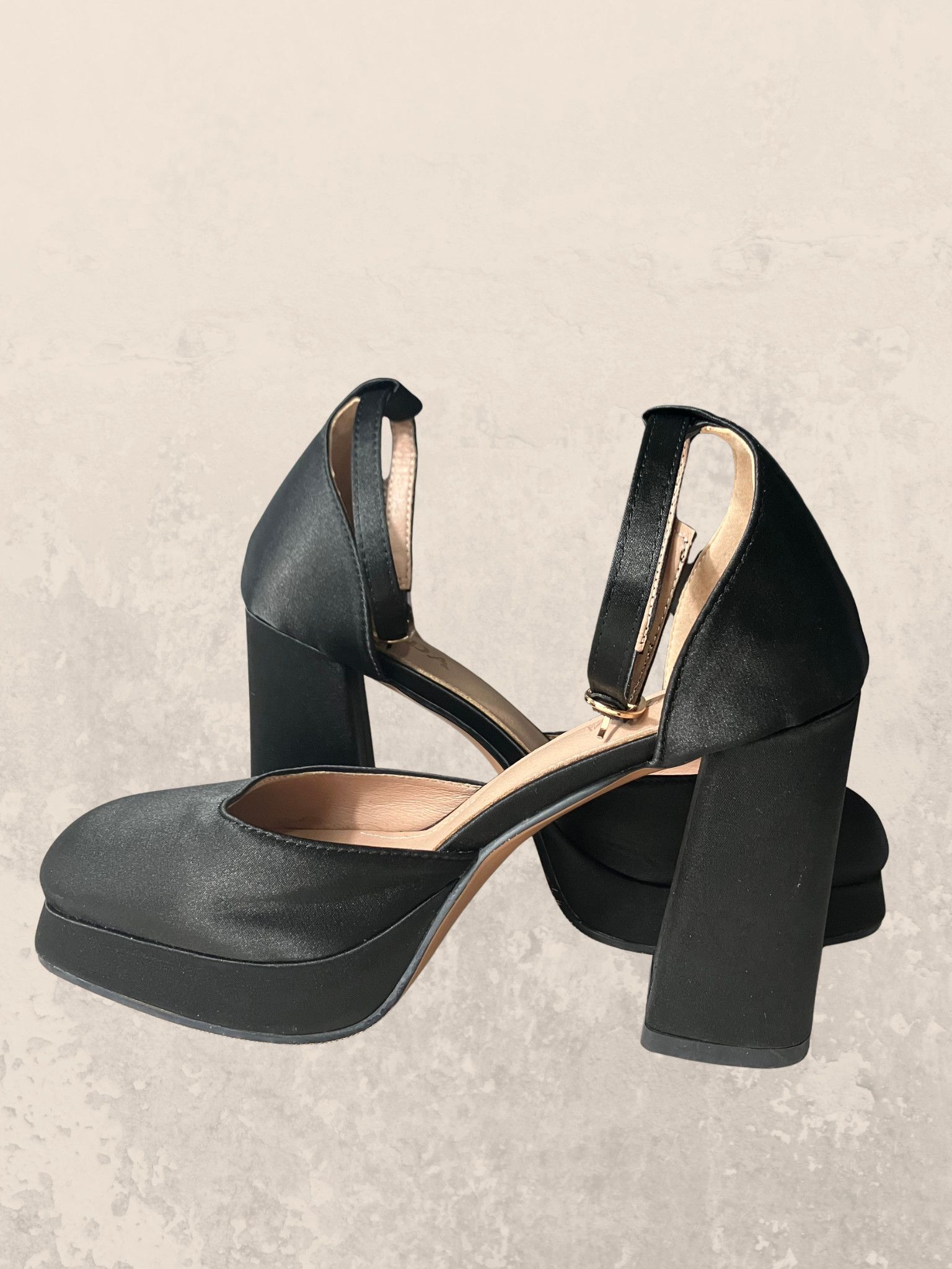 Other XIEDA — Heels | GUC · Sz 36.5 Size US 6.5 / IT 36.5 - 1 Thumbnail