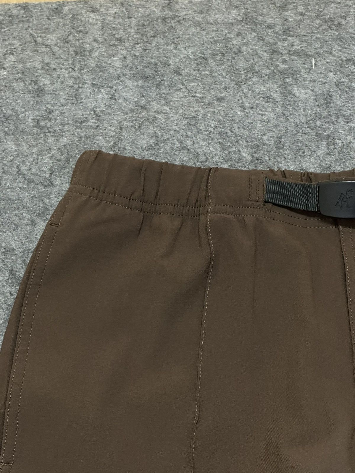 Gramicci Gramicci climbing pants featuring an integrated nylon belt. Size US 30 / EU 46 - 3 Thumbnail