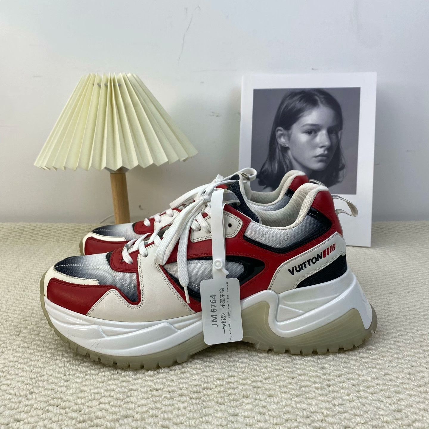 Louis Vuitton Louis Vuitton Lowtop Sneakers 9 Men Size US 9 / EU 42 - 1 Thumbnail
