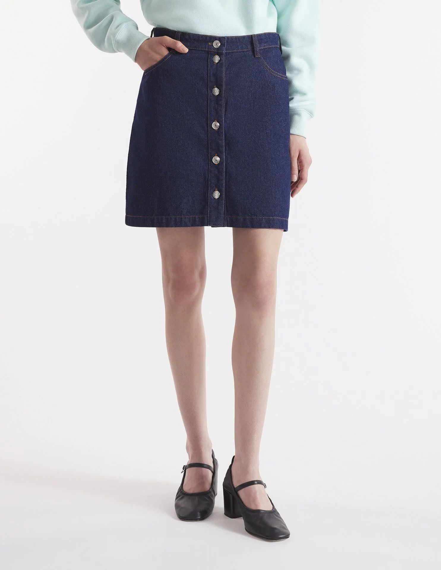 Maison Kitsune o1s22i1n1124 Denim Mini Skirt in Blue Size 25" / US 0 / IT 36 - 2 Thumbnail