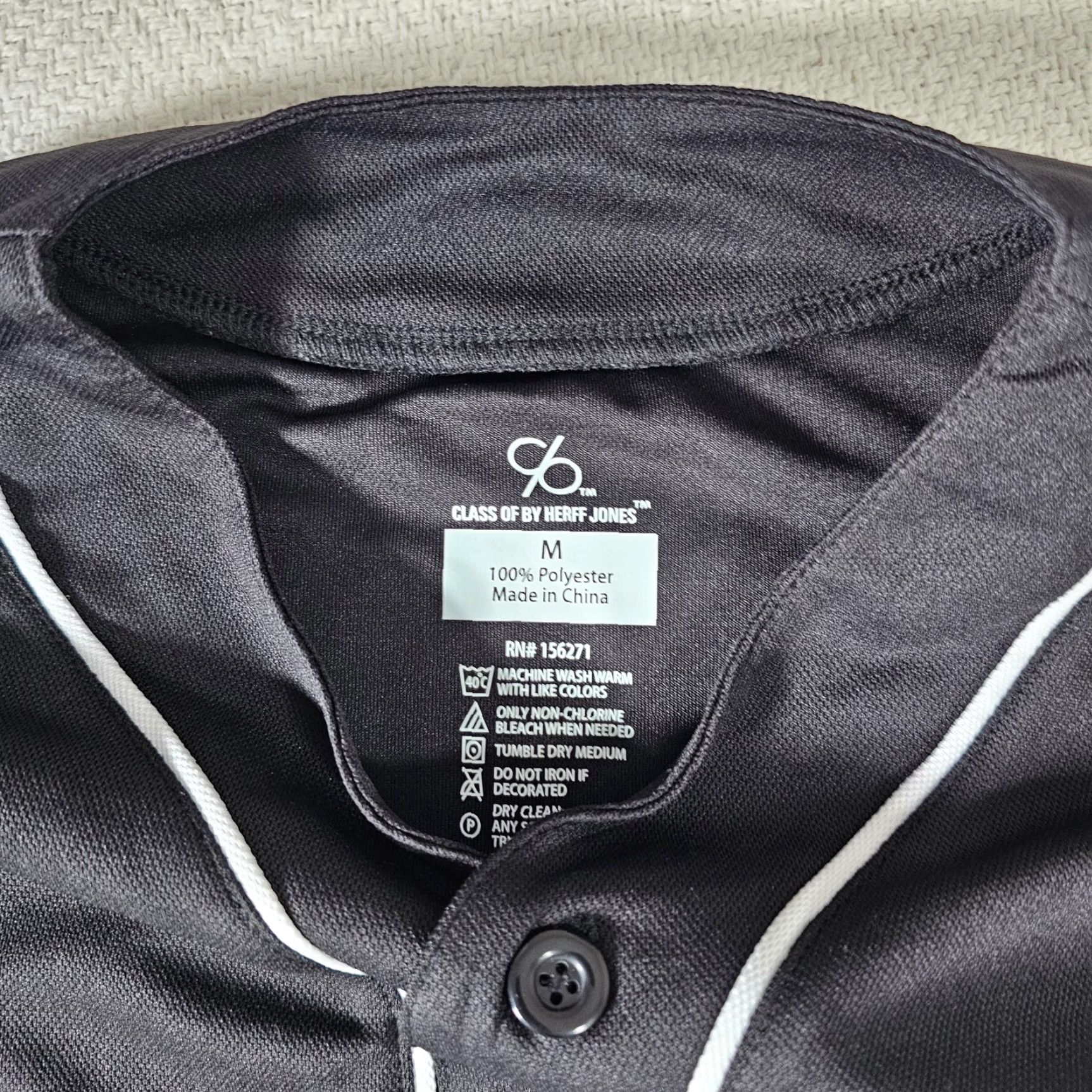 Vintage HERFF JONES 2023 Senior Baseball T-Shirt Unisex Adult Medium Black Contrast Stitching Size M / US 6-8 / IT 42-44 - 2 Thumbnail