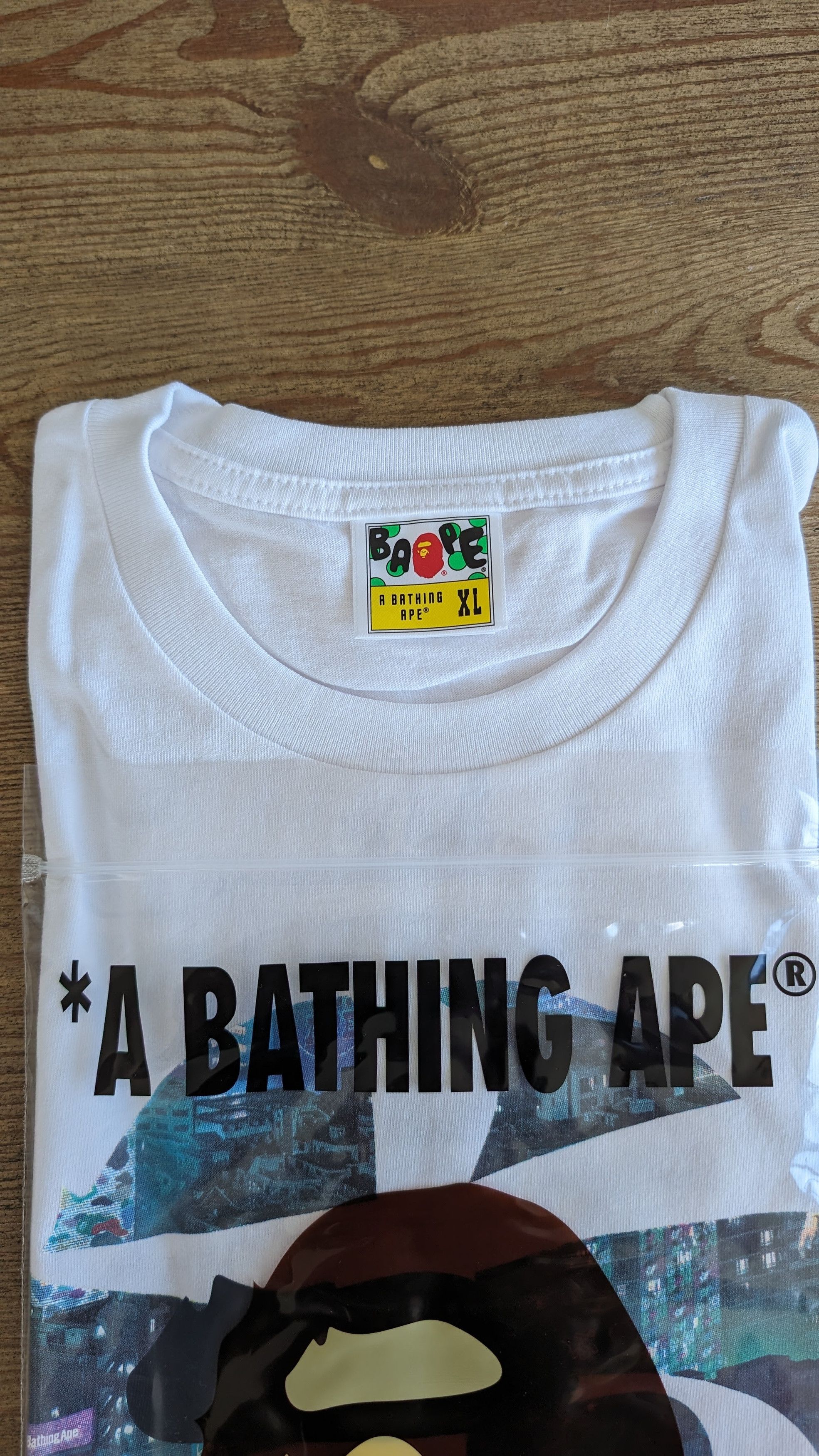 Bape BAPE - Neon Tokyo Tee Size US XL / EU 56 / 4 - 7 Thumbnail