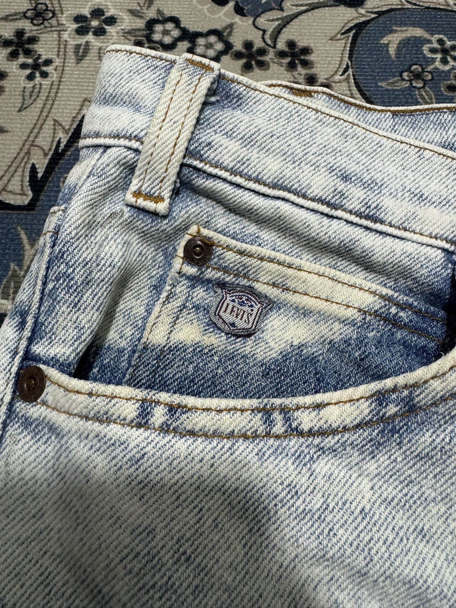Levi's × Vintage Vintage Levis Silver Tag #530 Medal Acid Wash denim Jeans Size US 32 / EU 48 - 7 Thumbnail