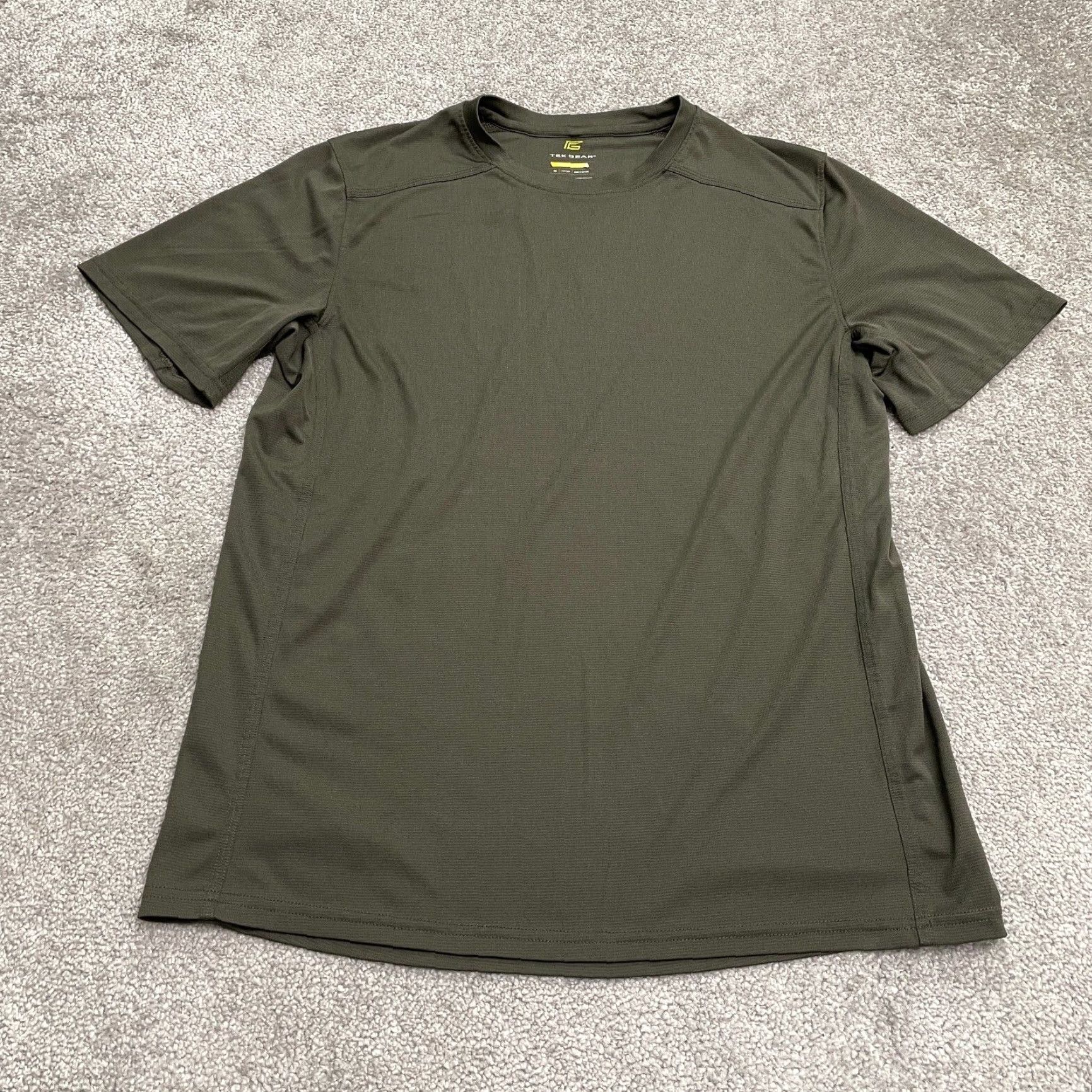 Tek Gear Tek Gear Element Series T-Shirt Mens Medium Gray Crew Neck Activewear All Seasons Breathsble Lightweight Short Sleeve Regular Fit Size US M / EU 48-50 / 2 - 2 Thumbnail