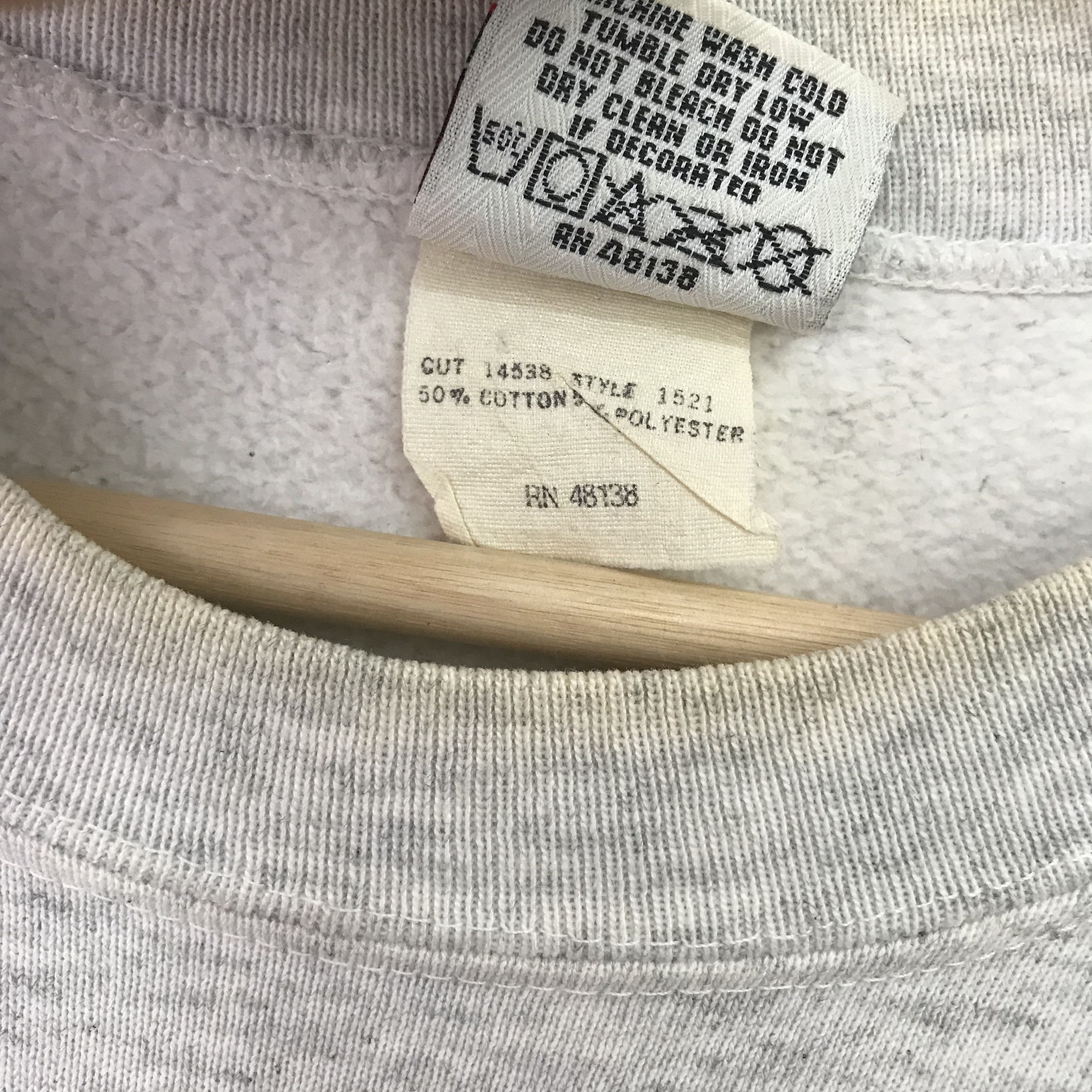 Vintage Vintage 90's Toronto Blue Jays Vs Atlanta Braves - 537 Size US L / EU 52-54 / 3 - 10 Thumbnail