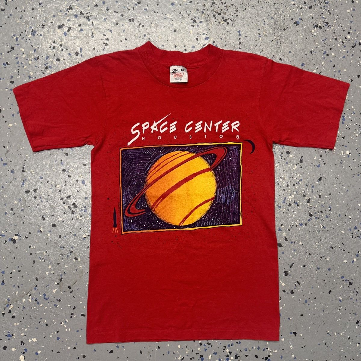 Vintage Vintage 90s Oneita Space Center Houston Graphic Shirt Red S Size US S / EU 44-46 / 1 - 1 Thumbnail