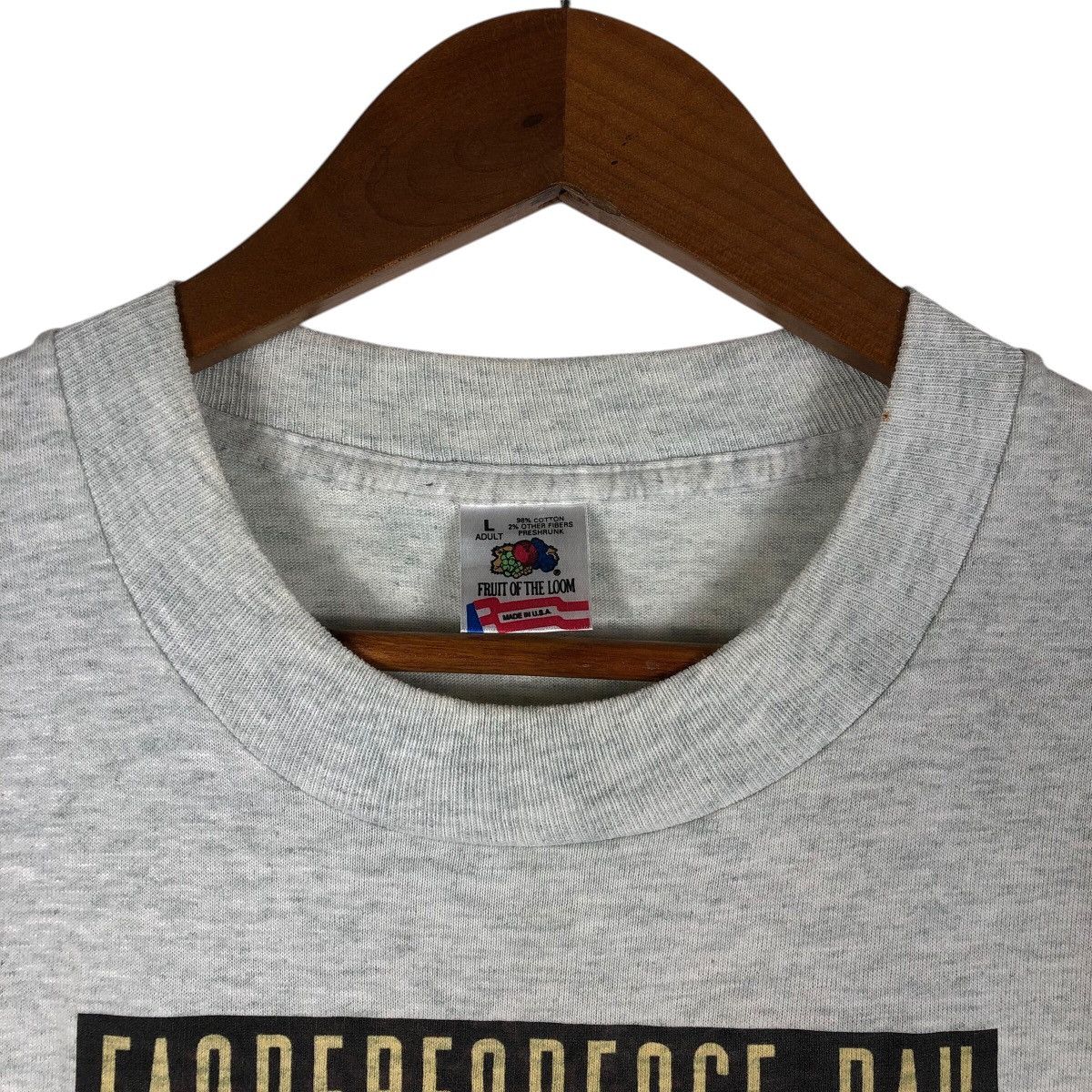 Fruit Of The Loom FANDEPENDENCE DAY Parody A Fo' Paws Productions T-Shirt Size US L / EU 52-54 / 3 - 3 Thumbnail
