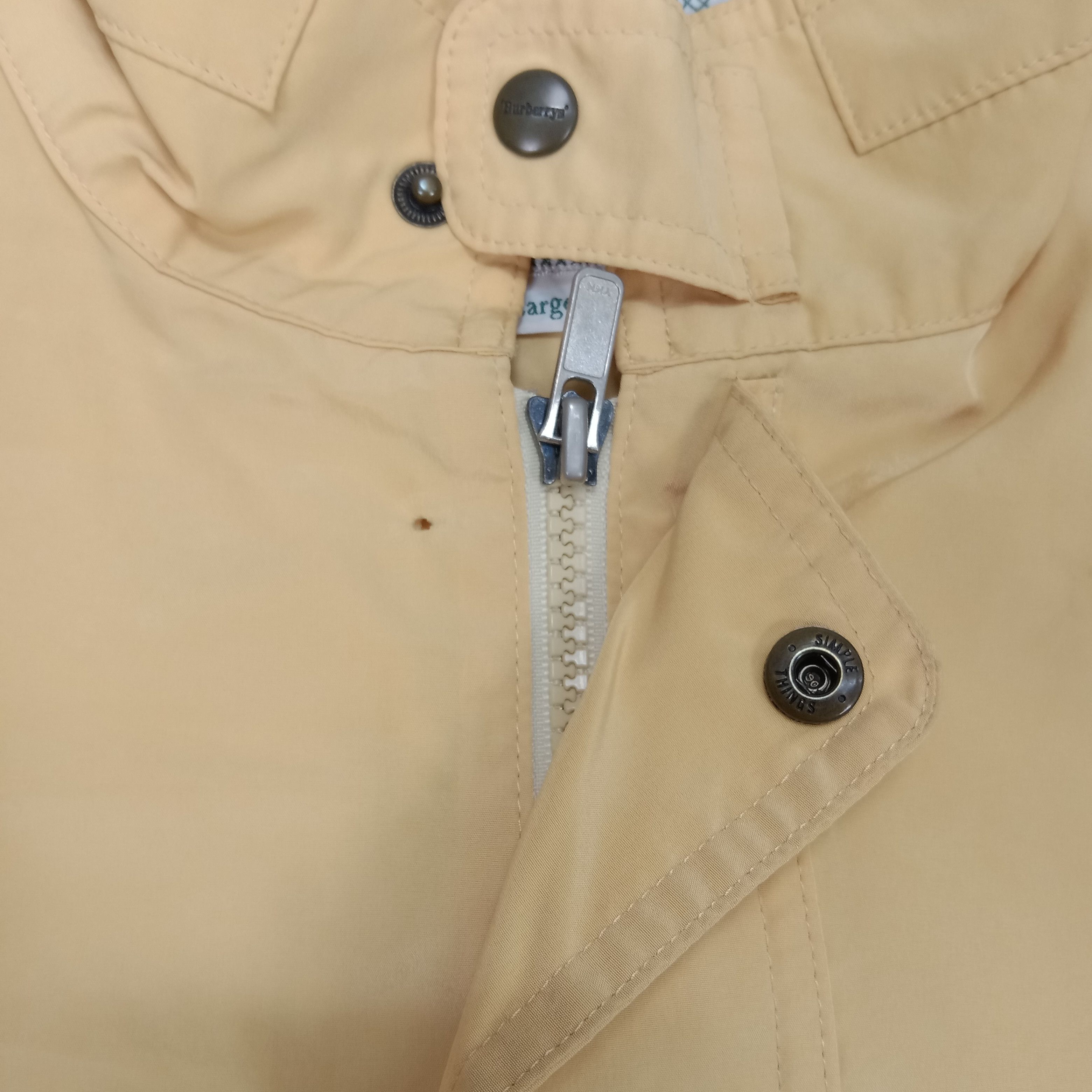 Burberry × Vintage Burberry Luxury Italian Brand Windbreaker Jacket Size US L / EU 52-54 / 3 - 2 Thumbnail