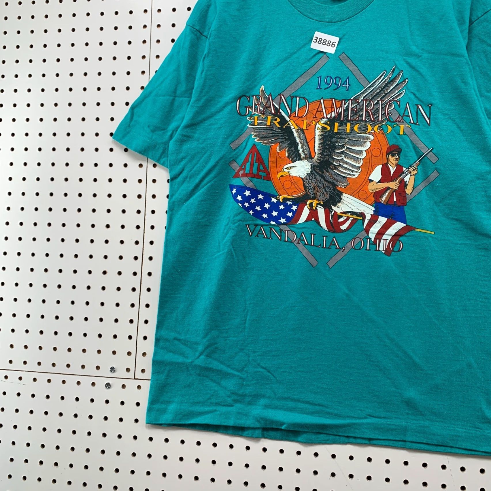 Fruit Of The Loom VINTAGE 90s Fruit of the Loom Graphic T-Shirt Men Large Blue Outdoor Hunt Trapshooting 21x28 Size US L / EU 52-54 / 3 - 3 Thumbnail
