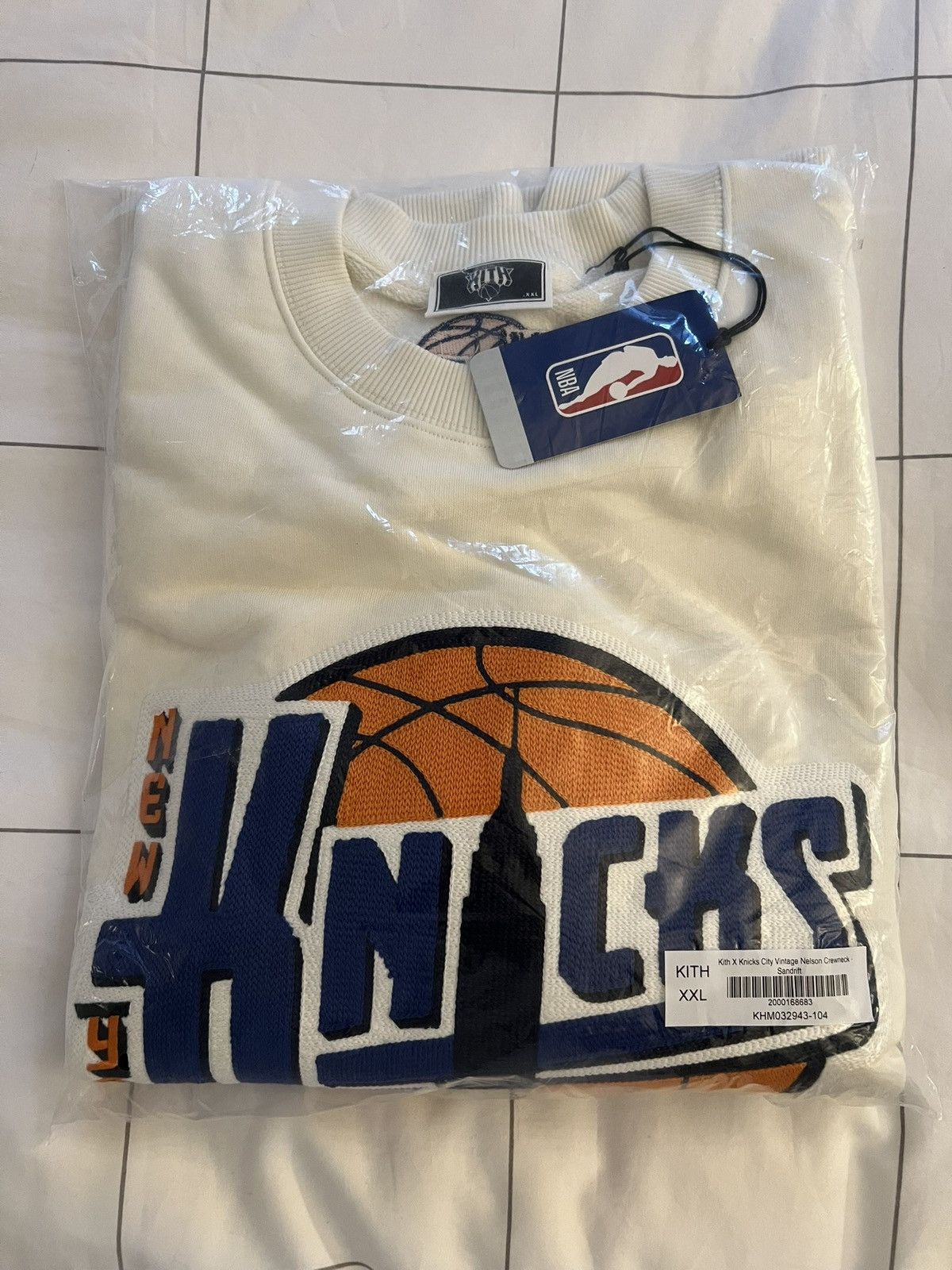 Kith Kith for the New York Knicks City Vintage Nelson Crewneck Size US XXL / EU 58 / 5 - 8 Thumbnail