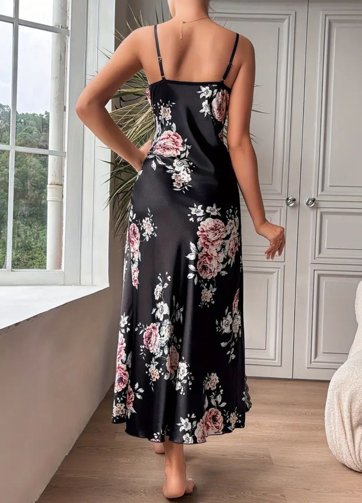 Vintage Sexy Lace Print V-Neck Slit Sexy Suspender Dress Medium Size M / US 6-8 / IT 42-44 - 2 Thumbnail