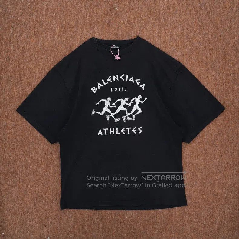 Balenciaga Balenciaga Marathon Destroyed Short Sleeve Size US L / EU 52-54 / 3 - 1 Thumbnail