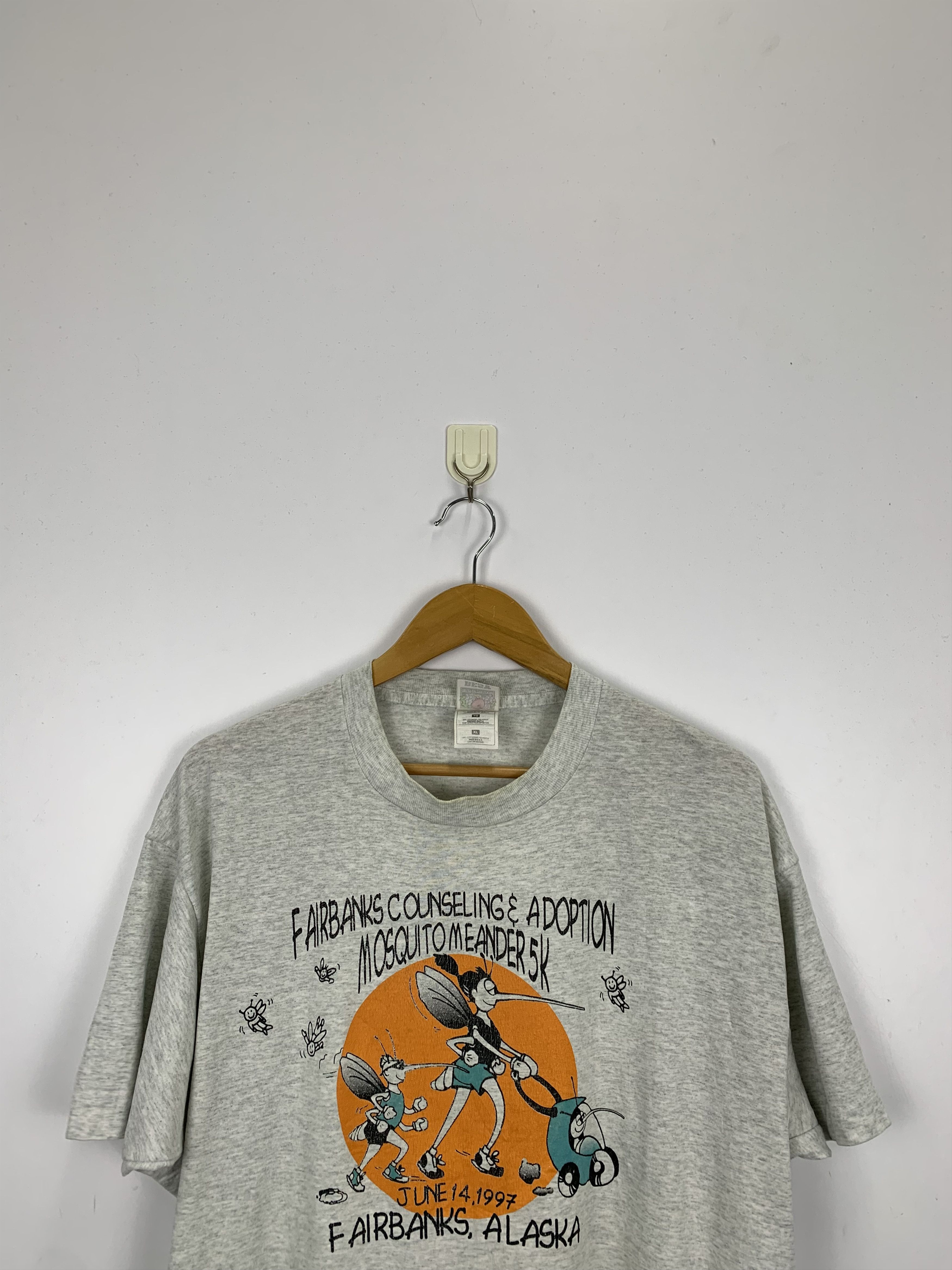 Vintage Vintage 90s Alaska Mosquito Meander 5K T Shirt TA0154 Size US XL / EU 56 / 4 - 2 Thumbnail