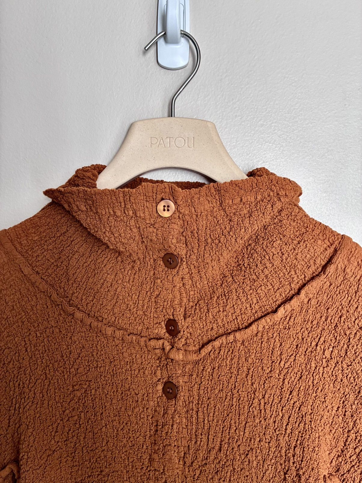 Issey Miyake ISSEY MIYAKE ME SS22 Toffee Brown Cauliflower Button Shirt Size US M / EU 48-50 / 2 - 12 Thumbnail