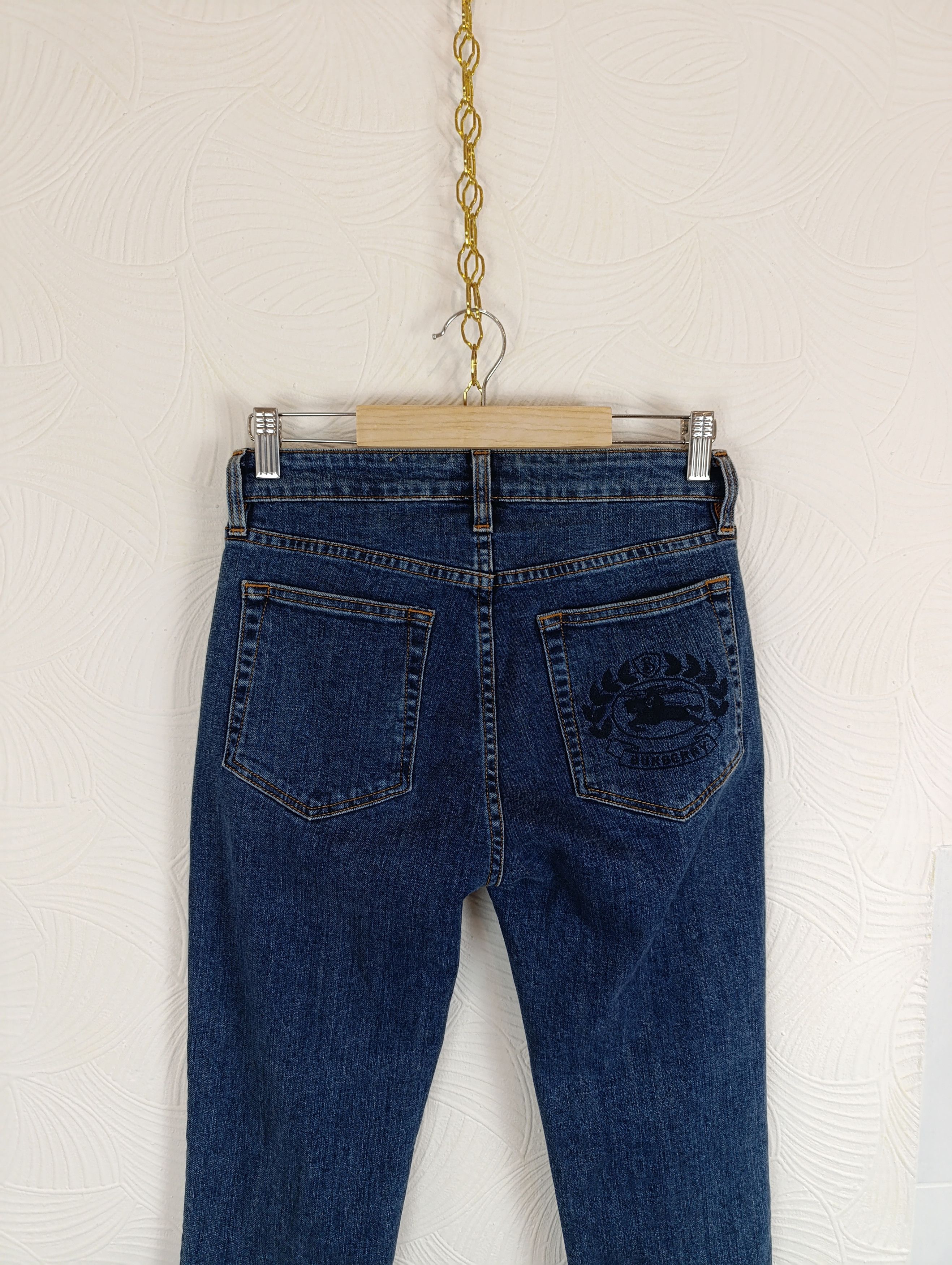 Burberry BURBERRY LONDON ENGLAND SLIM CROP WOMENS JEAN'S Size 25" / US 0 / IT 36 - 2 Thumbnail