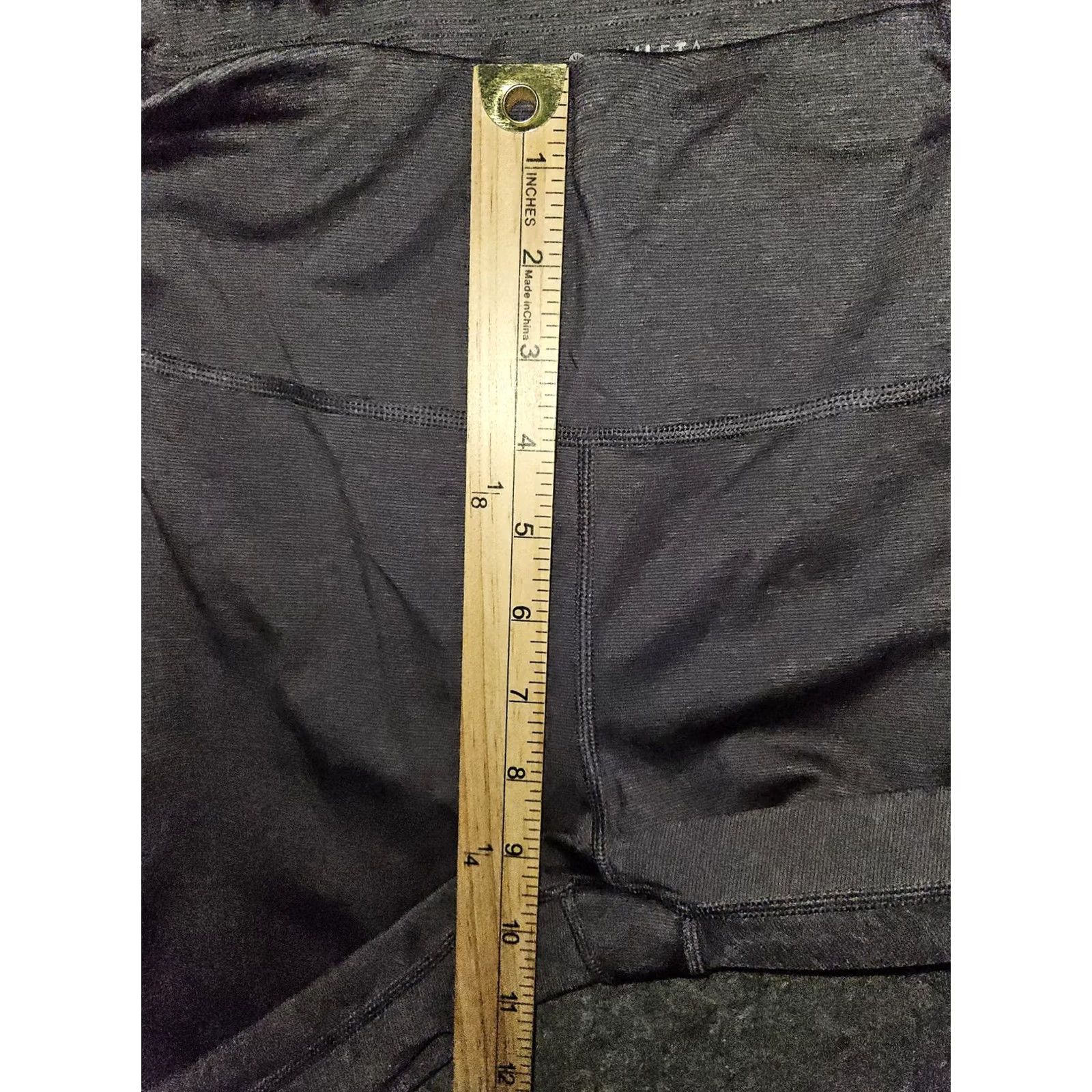Athleta Athleta Leggings Womens Medium Gray Ultimate Stash Pocket 7/8 Tight Athletic Size 32" / US 10 / IT 46 - 3 Thumbnail