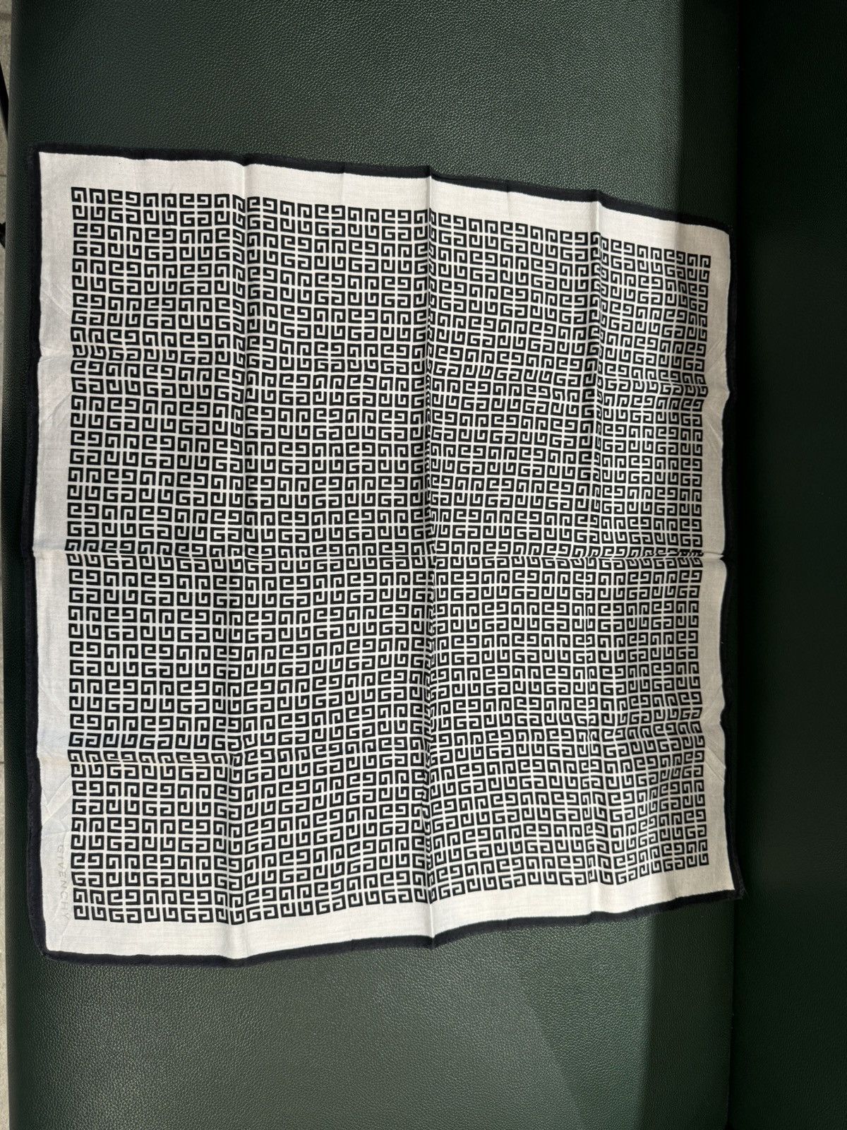 Burberry × Givenchy × Versace Vintage Scarf (100% cotton) Size ONE SIZE - 9 Thumbnail