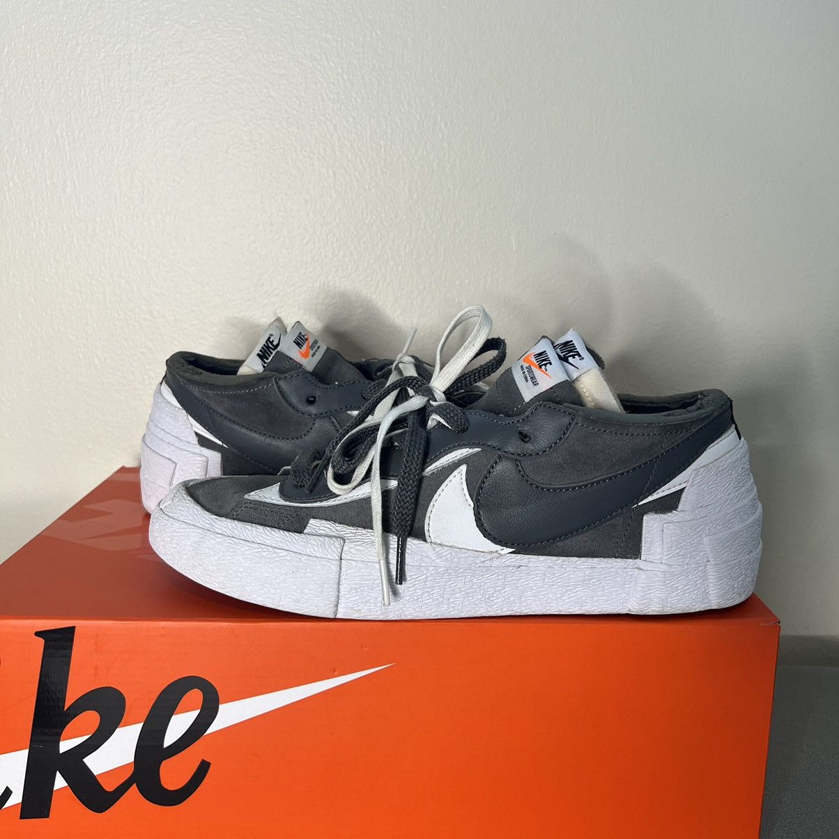 Nike × Sacai Nike Blazer Low Sacai Size US 10 / EU 43 - 2 Thumbnail