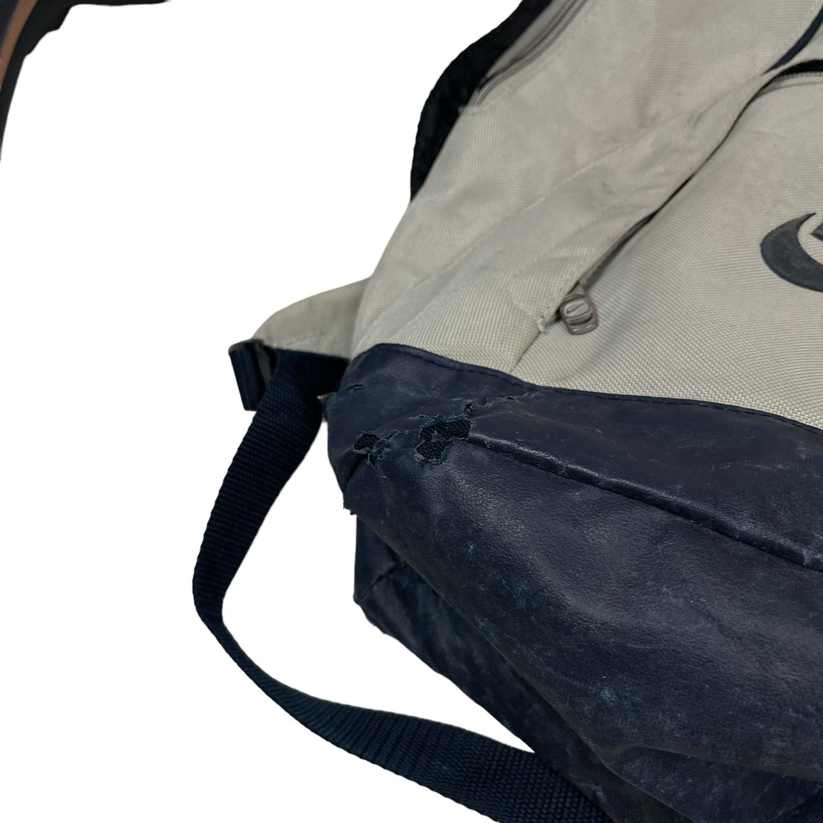 Nike × Vintage Nike Men's Gray Black Polyester Swoosh Pockets Backpack Bag Size ONE SIZE - 3 Thumbnail