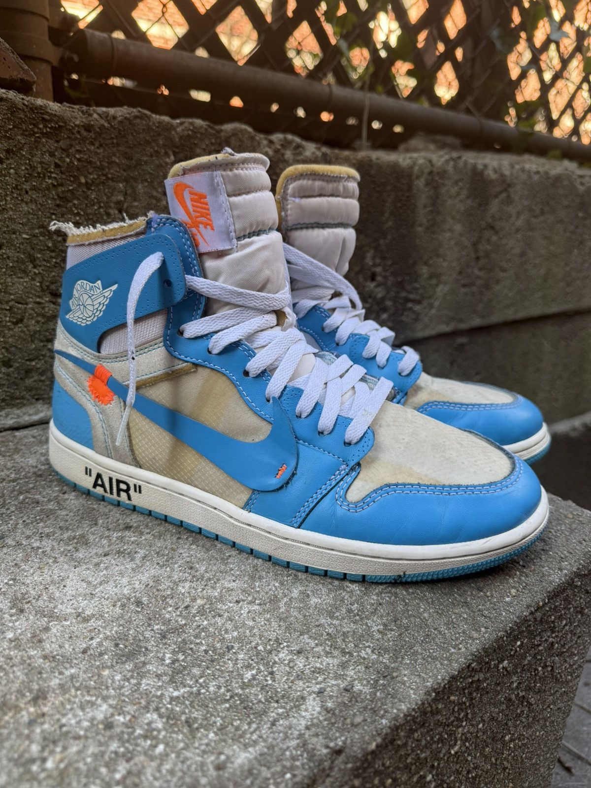 Nike × Off-White Nike Off-White Jordan 1 ‘UNC’ Size US 10 / EU 43 - 2 Thumbnail