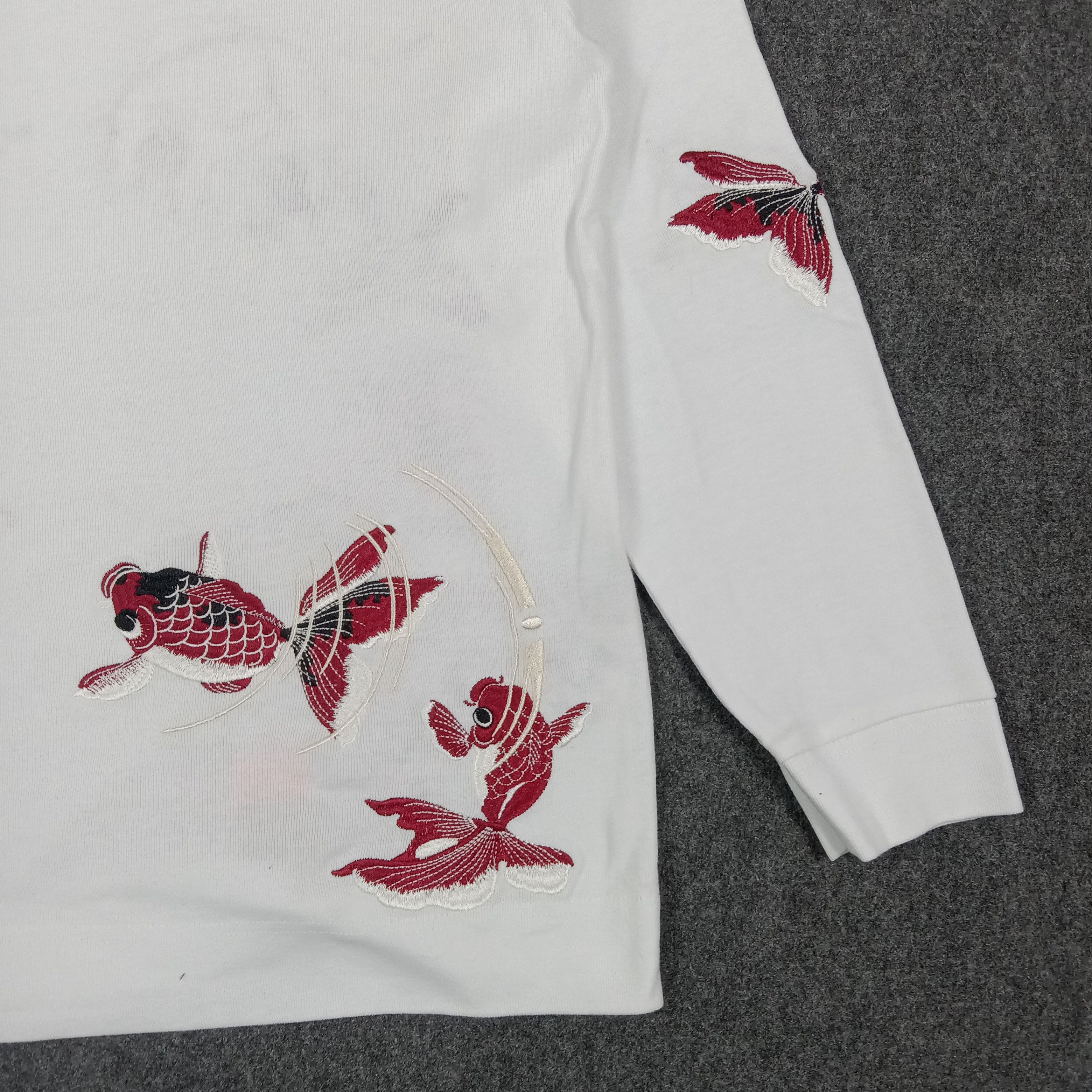 Japanese Brand Karu-Toh Japanese Goldfish Embroidered Sukajan Tshirt C292N6 Size US M / EU 48-50 / 2 - 5 Thumbnail