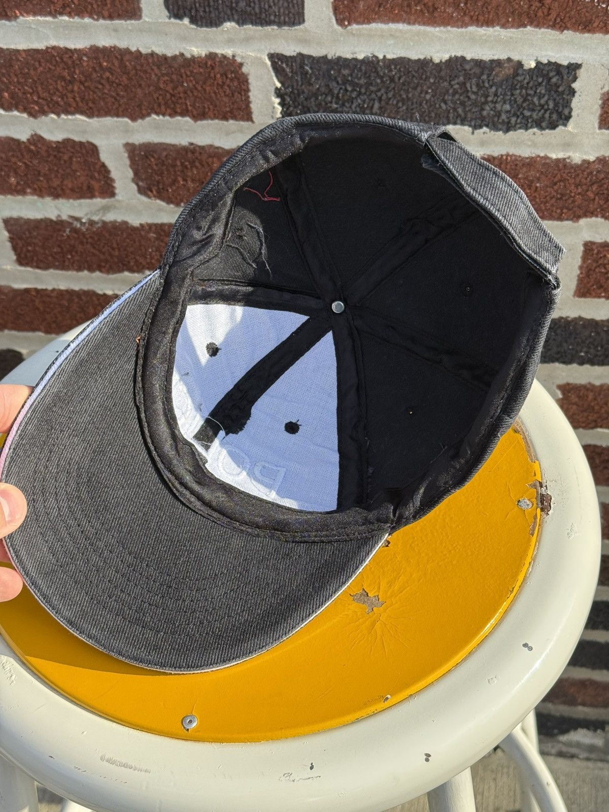 Vintage Vintage 00’s Police “Montreal” Faded Cap Size ONE SIZE - 7 Thumbnail