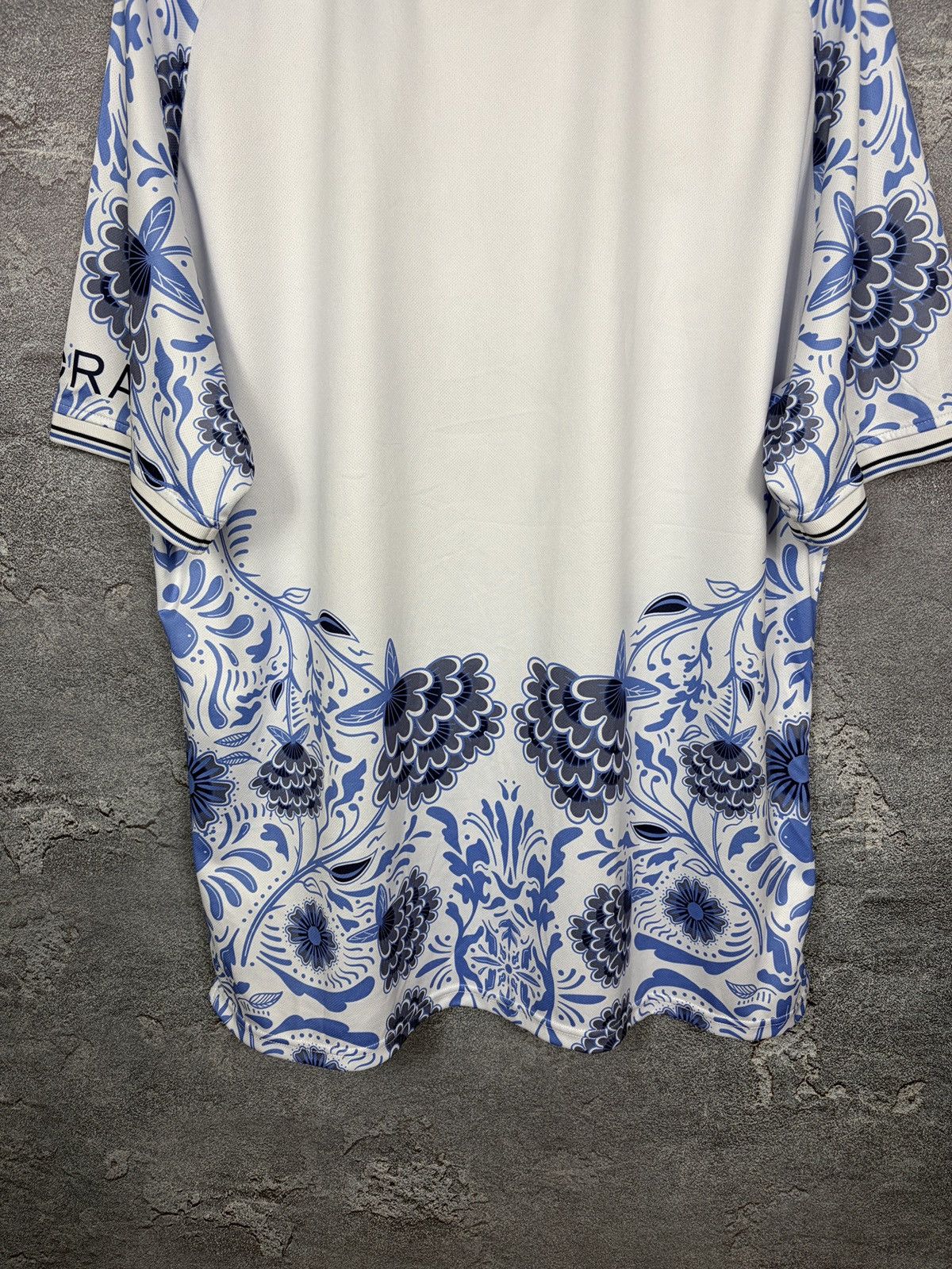 Umbro Umbro Cambridge United FC 2024/25 Away Jersey Floral Print Size US XXL / EU 58 / 5 - 13 Thumbnail