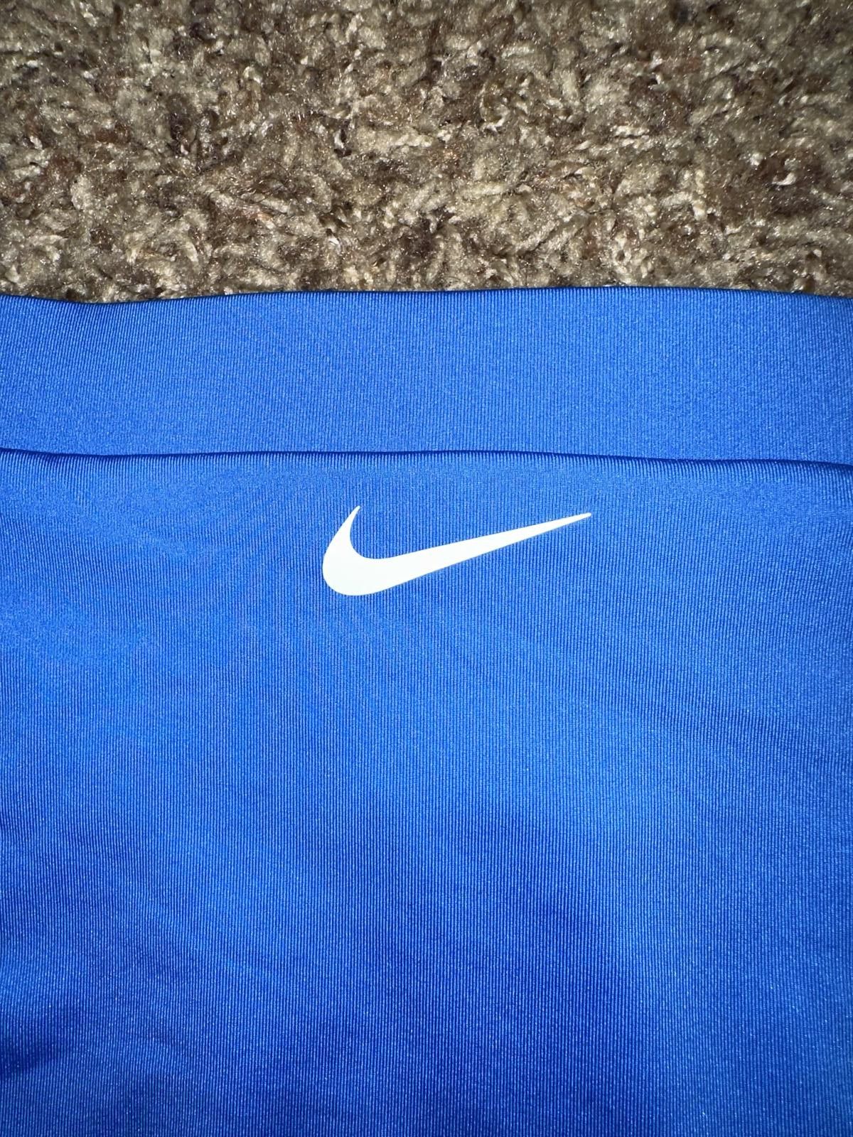 Nike Nike Essential Women's High-Waist Swim Bottom Size ONE SIZE - 3 Thumbnail