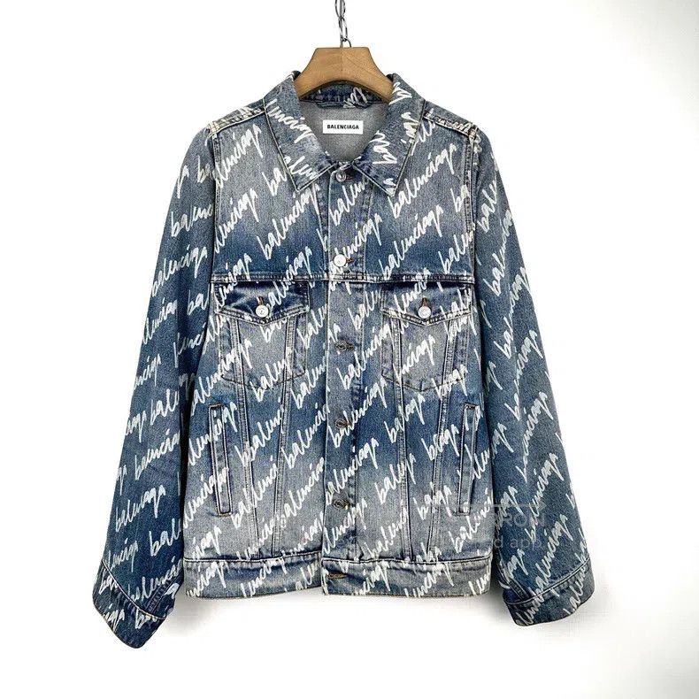 Balenciaga Balenciaga Full Logo Distressed Denim Jacket Size XXS / US 00 / IT 34 - 2 Thumbnail